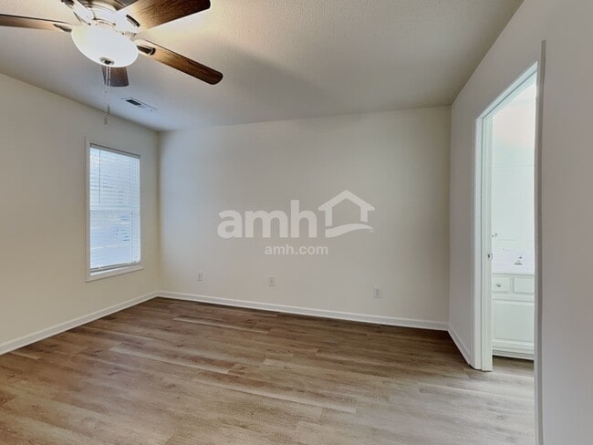 Building Photo - 105 Bristol View Cir