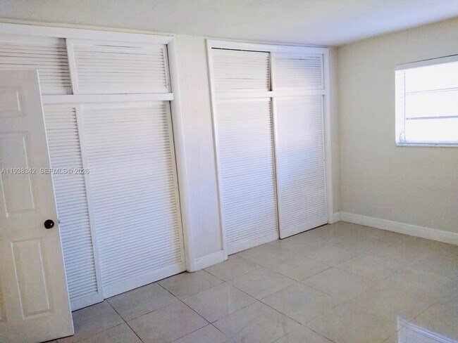 Building Photo - 7410 SW 82nd St