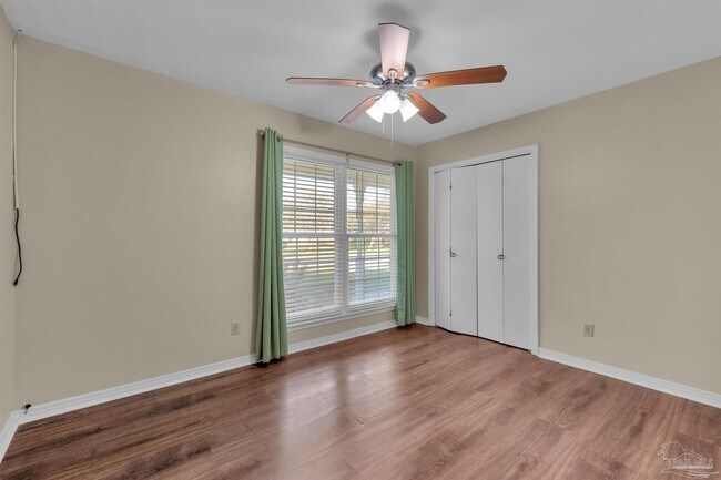 Building Photo - 7710 Charter Oaks Dr
