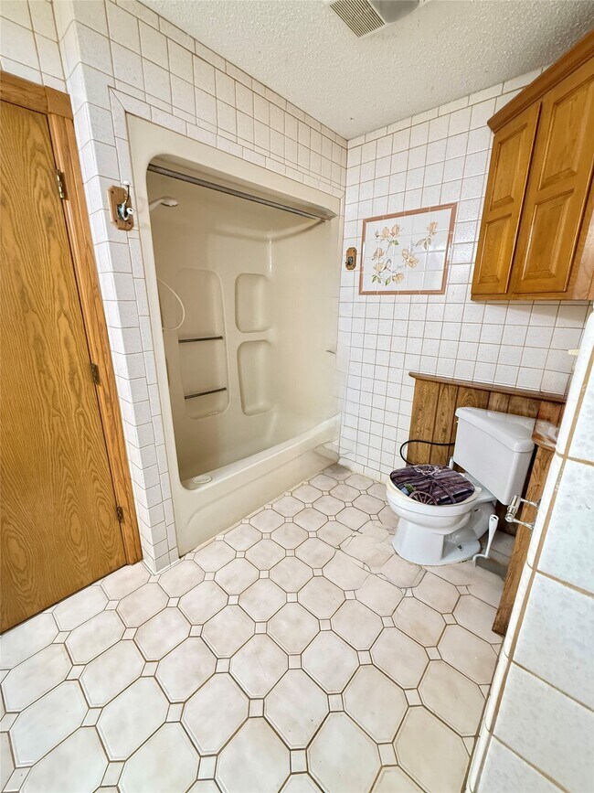 Building Photo - 5911 Farm to Market Rd 1459