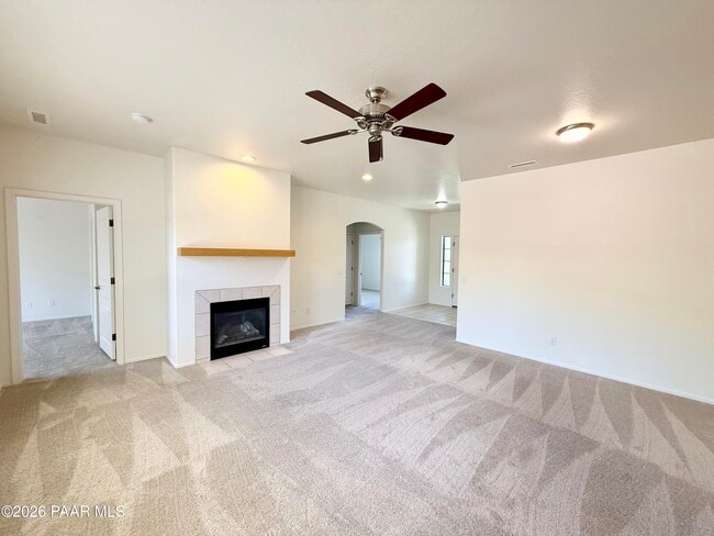 Building Photo - 1210 Gardenia Ln