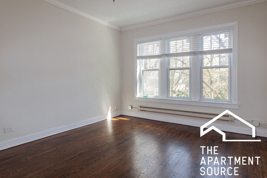 Building Photo - 1132 Maple Ave