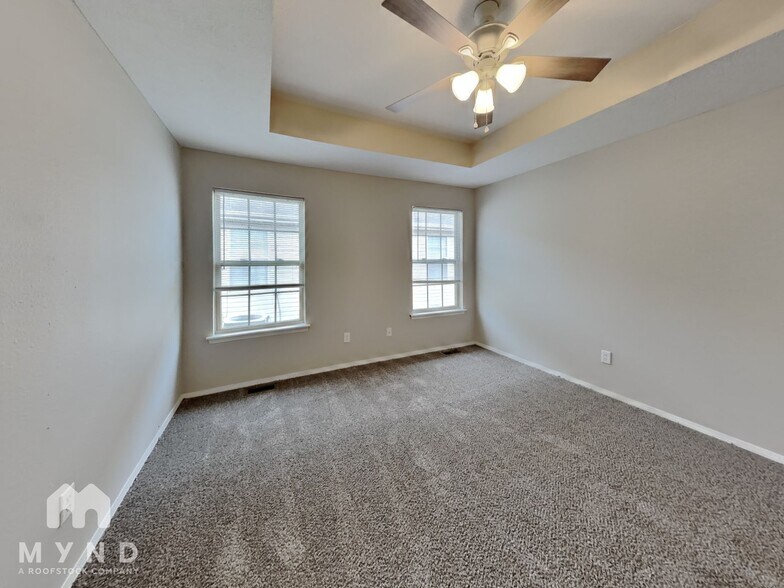 Building Photo - 1147 S Arcadia Ave