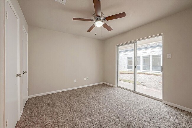 Building Photo - 10811 Villa Lea Ln