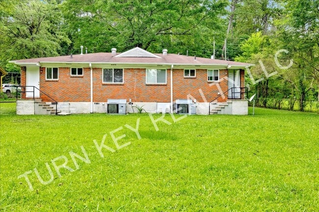 Building Photo - Duplex for Rent in Forestdale **ACCEPTS SE...