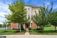 Building Photo - 22664 Amberjack Square