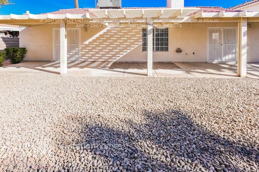 Building Photo - 3985 Roohani Ct