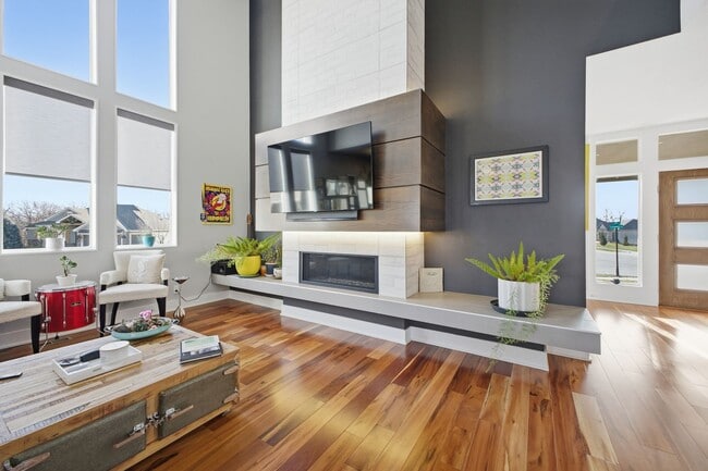 Building Photo - 4502 NW 70 Terrace