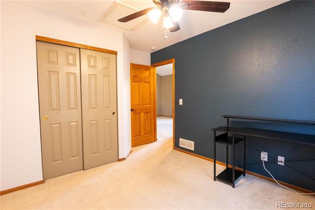 Building Photo - 2323 Dogwood Cir