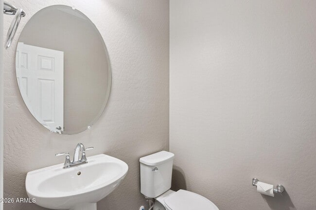 Building Photo - 1924 S 82nd Cir