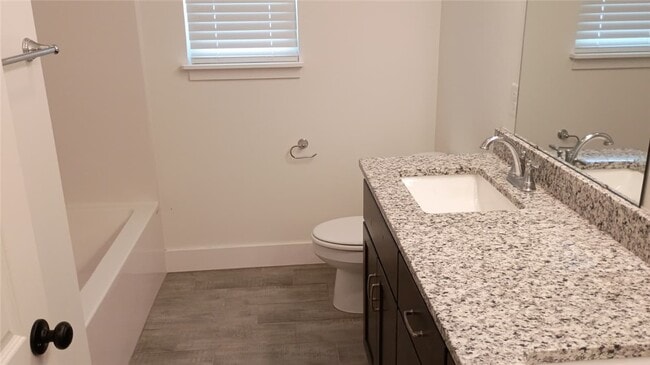 Building Photo - 2141 Bluebonnet Ln