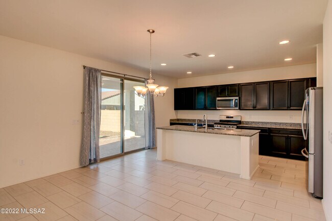 Building Photo - 6762 E Via Arroyo Largo