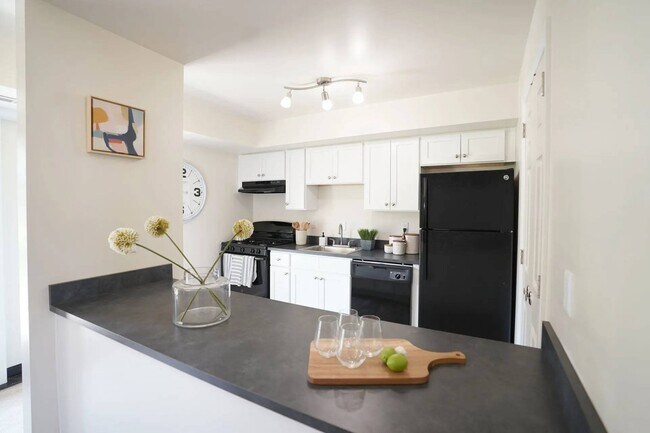 Kitchen - The Square at Millers Crossing