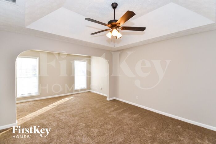 Building Photo - 74 Mattie Ln