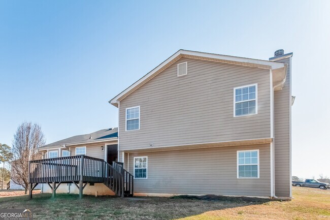 Building Photo - 519 Trinity Tr