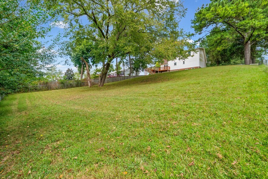 Building Photo - 718 Jace Dr