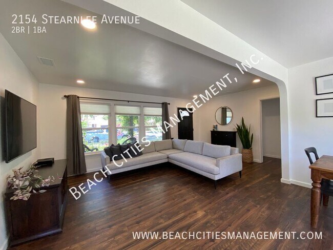Building Photo - 2154 Stearnlee Ave