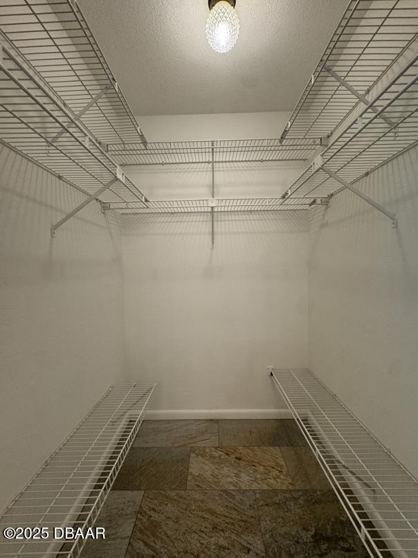 Building Photo - 4350 Candlewood Ln