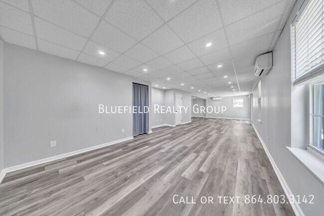 Building Photo - 306 Fieldgate Ct