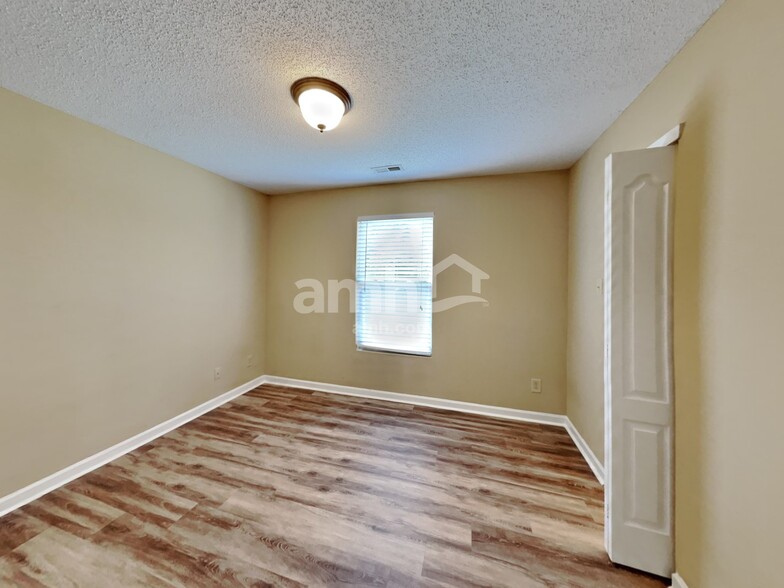 Building Photo - 1456 Prairie Valley Dr