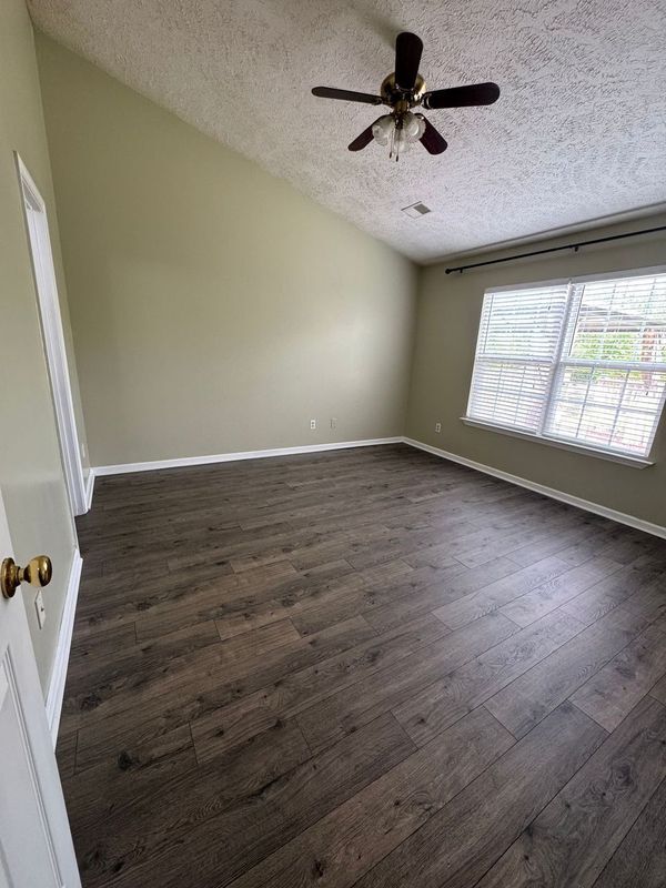 Building Photo - 3273 Cain Harbor Dr