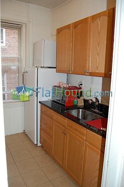 Primary Photo - 25 Queensberry St