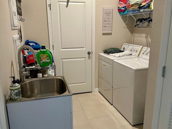 Building Photo - 10931 Fallon Haze Cir