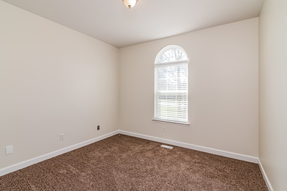Building Photo - 318 Gatewood Dr