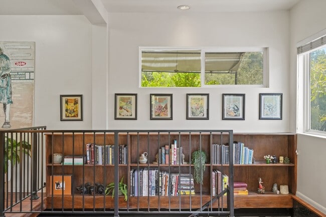 Building Photo - 21549 Summit Trail