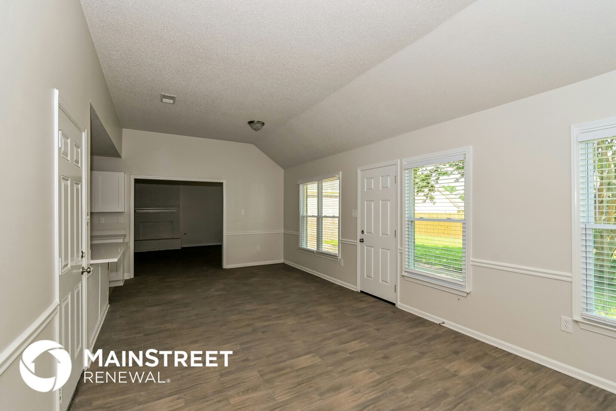 Building Photo - 7360 Red River Cove