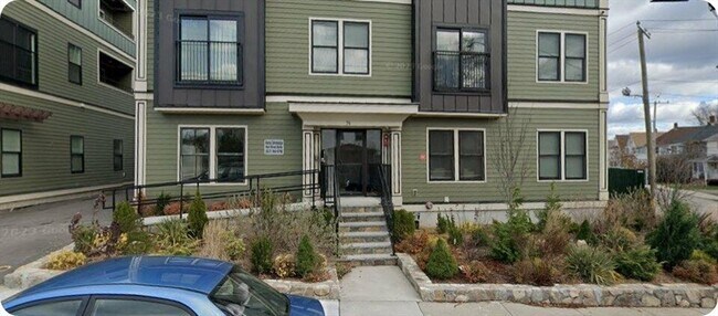 Primary Photo - 74 South St