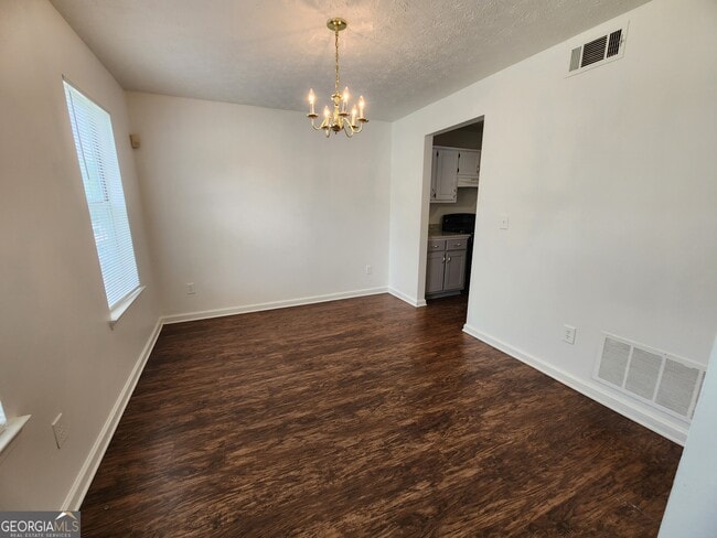 Building Photo - 5960 Batson Ct