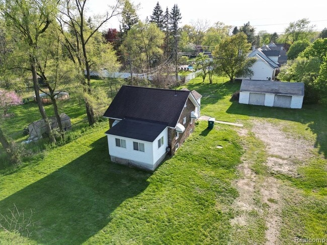Primary Photo - 2365 Welch Rd