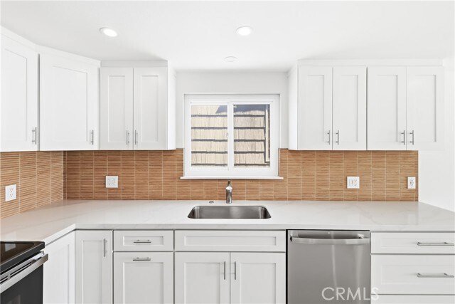 Building Photo - 3010 W Oceanfront
