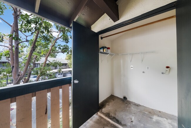 Building Photo - 20702 El Toro Rd