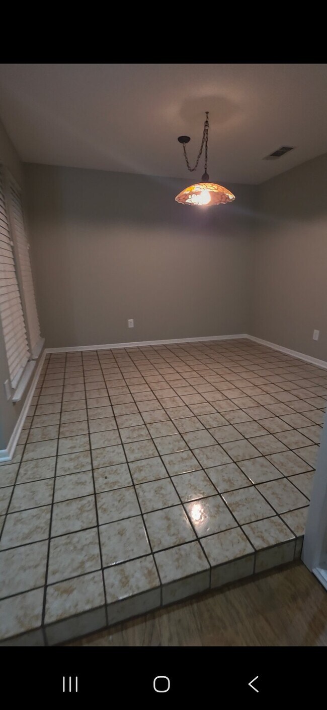 Building Photo - 300 Windermere Blvd