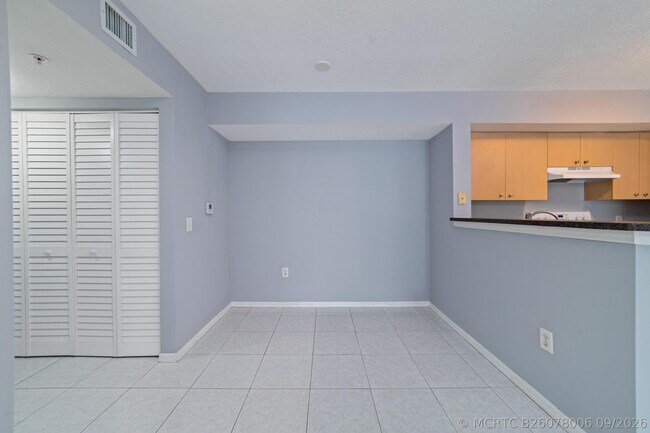 Building Photo - 4151 San Marino Blvd