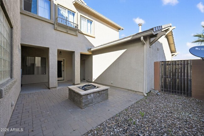 Building Photo - 939 E Sourwood Dr