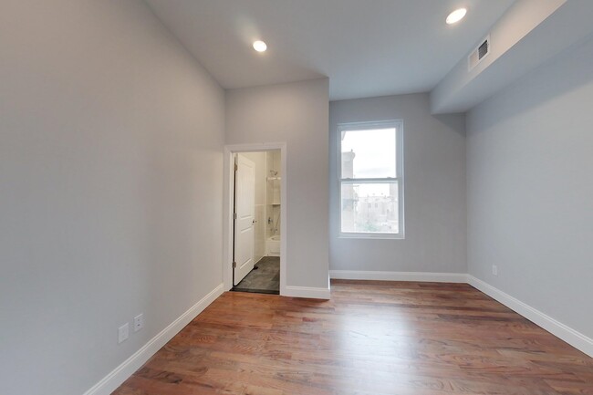 Building Photo - 130 45th St
