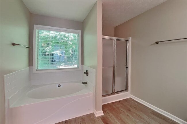 Building Photo - 7240 Coral Lake Dr