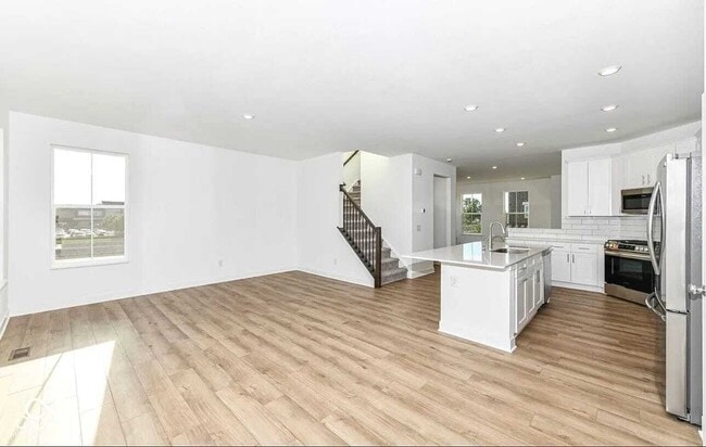 Building Photo - 9326 Somerford Dr