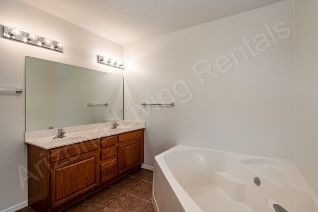 Building Photo - GORGEOUS HUALAPAI MOUNTAIN FOOTHILLS HOME