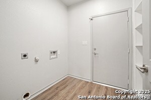 Building Photo - 1331 Pinnacle Dr