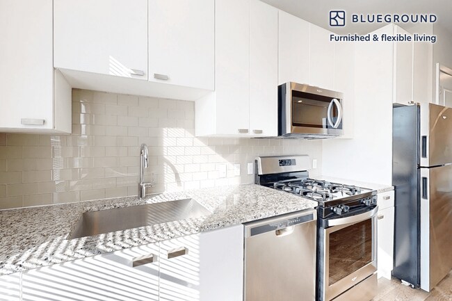 Building Photo - 79 Alexander St