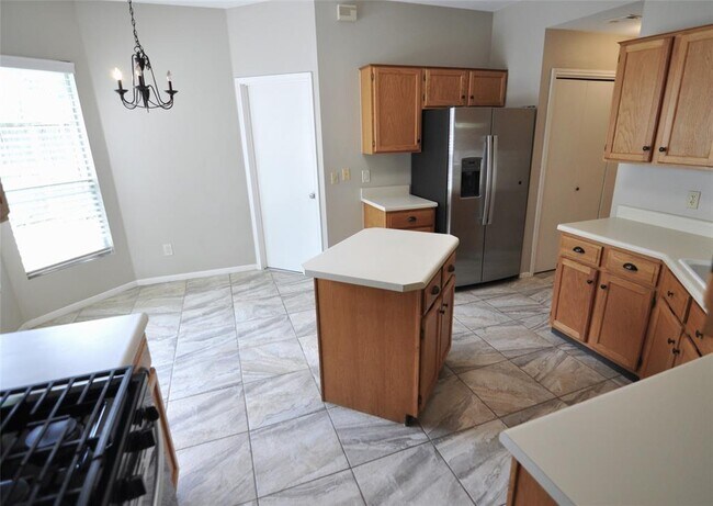 Building Photo - 602 Timbergrove Ct