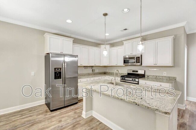 Building Photo - 4120 Rigsby Ln