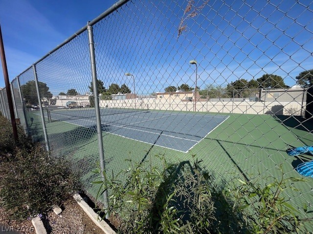 Building Photo - 3283 Dawnflower St