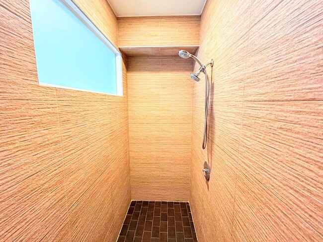 Building Photo - 1538-40 Ogden St