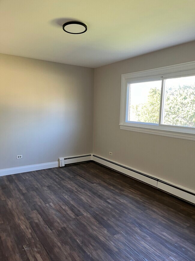 Building Photo - 15160 El Cameno Real Dr