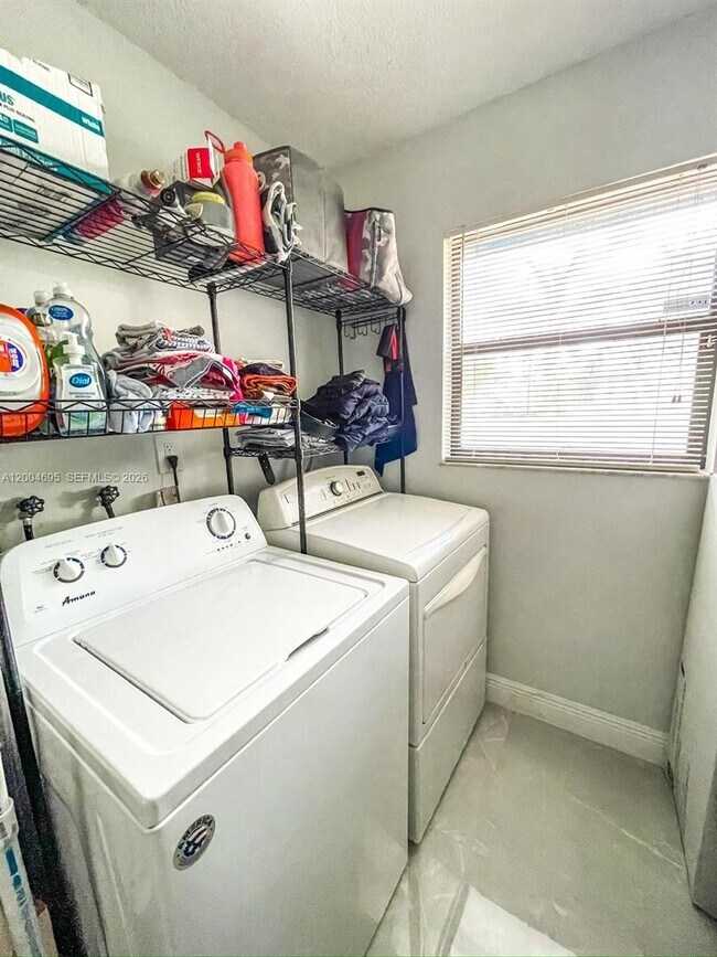 Building Photo - 13360 SW 89th Terrace